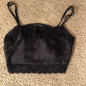 brandy melville crop top